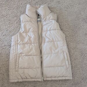 Old Navy Beige Puffer Vest
